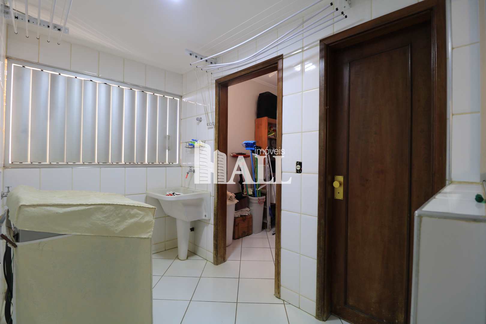 Apartamento à venda com 3 quartos, 190m² - Foto 8