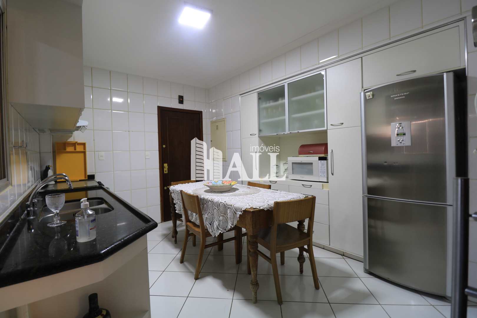 Apartamento à venda com 3 quartos, 190m² - Foto 6