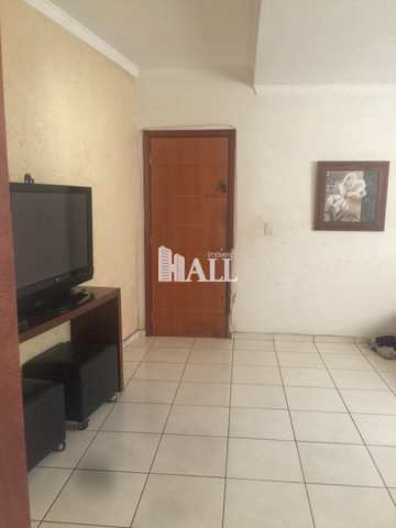 Casa à venda com 3 quartos, 198m² - Foto 2