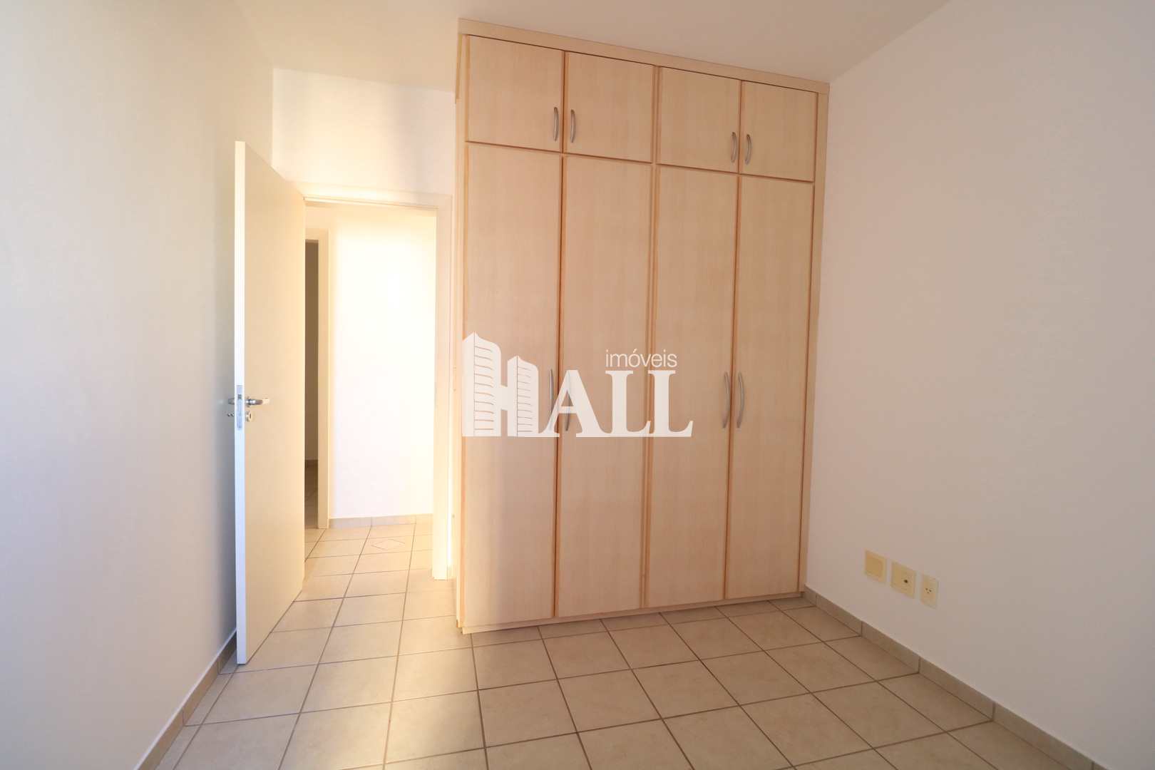 Apartamento à venda com 4 quartos, 110m² - Foto 4