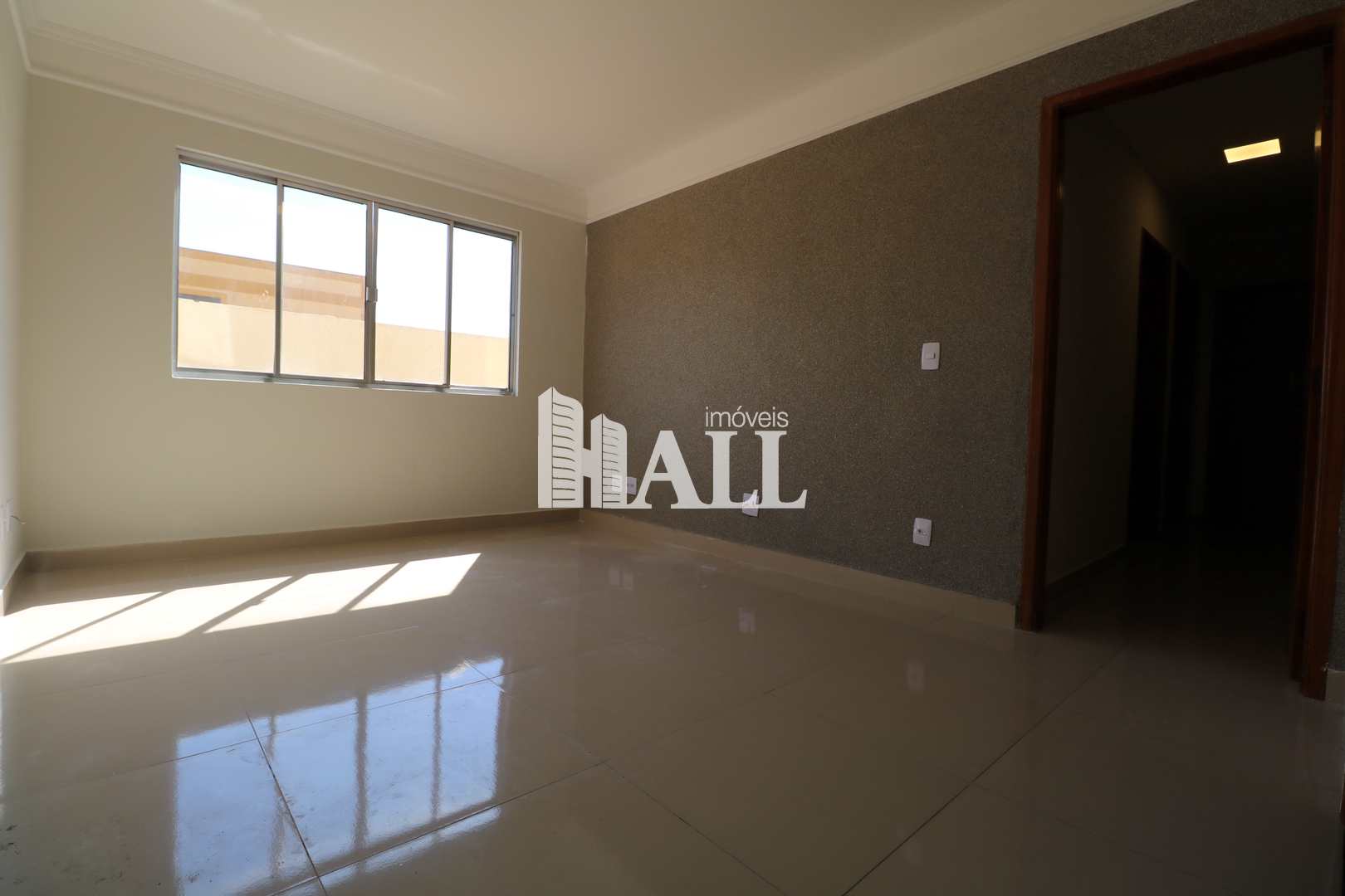 Apartamento à venda com 3 quartos, 100m² - Foto 2