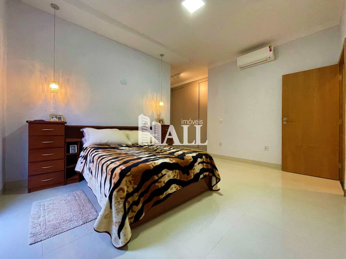 Casa de Condomínio à venda com 3 quartos, 378m² - Foto 11