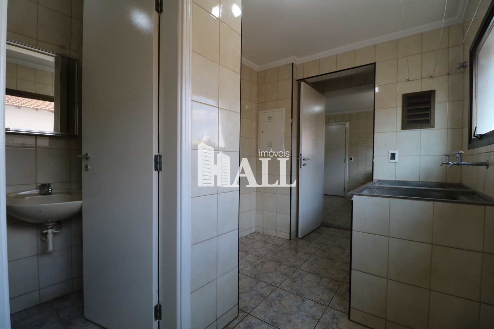 Apartamento à venda com 3 quartos, 150m² - Foto 9