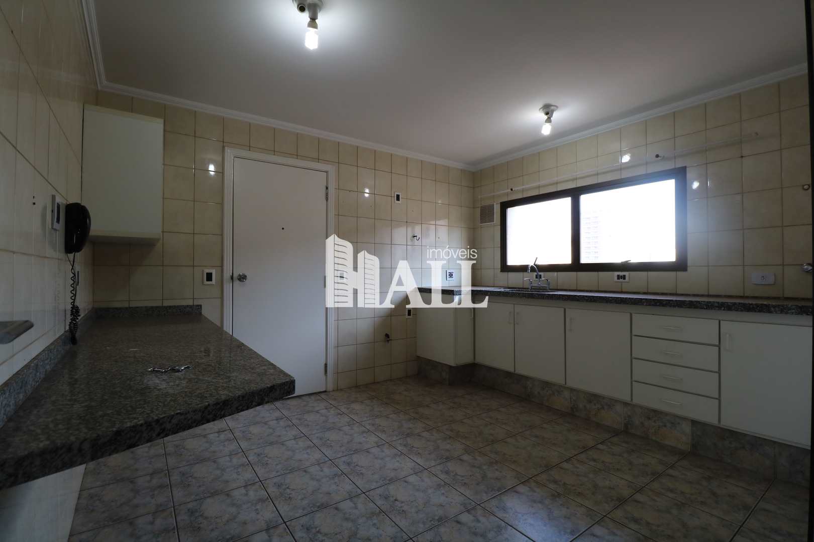 Apartamento à venda com 3 quartos, 150m² - Foto 6