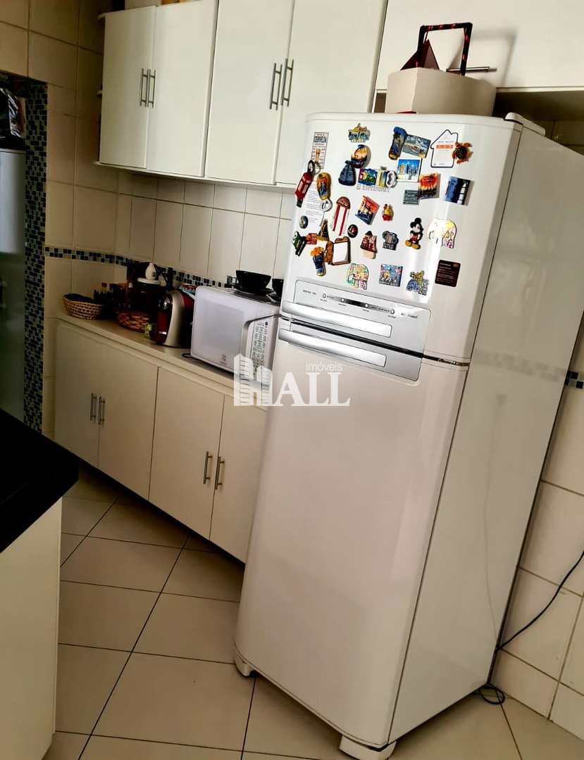 Apartamento à venda com 2 quartos, 70m² - Foto 4