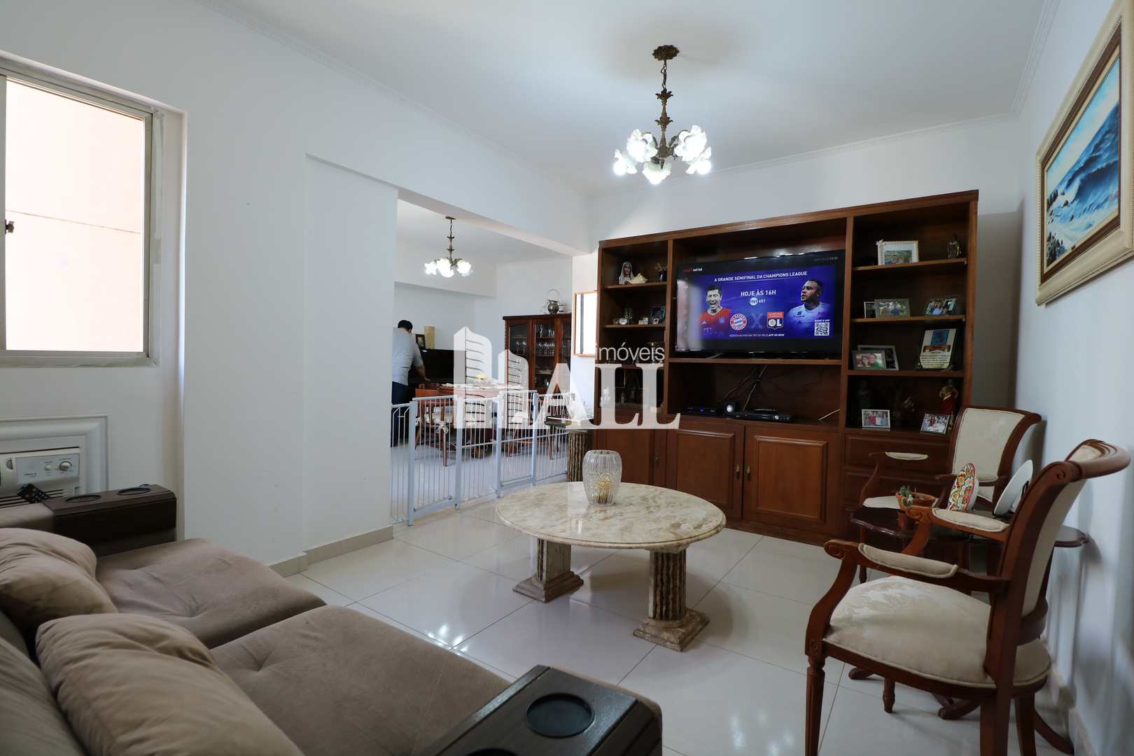 Apartamento à venda com 3 quartos, 128m² - Foto 1