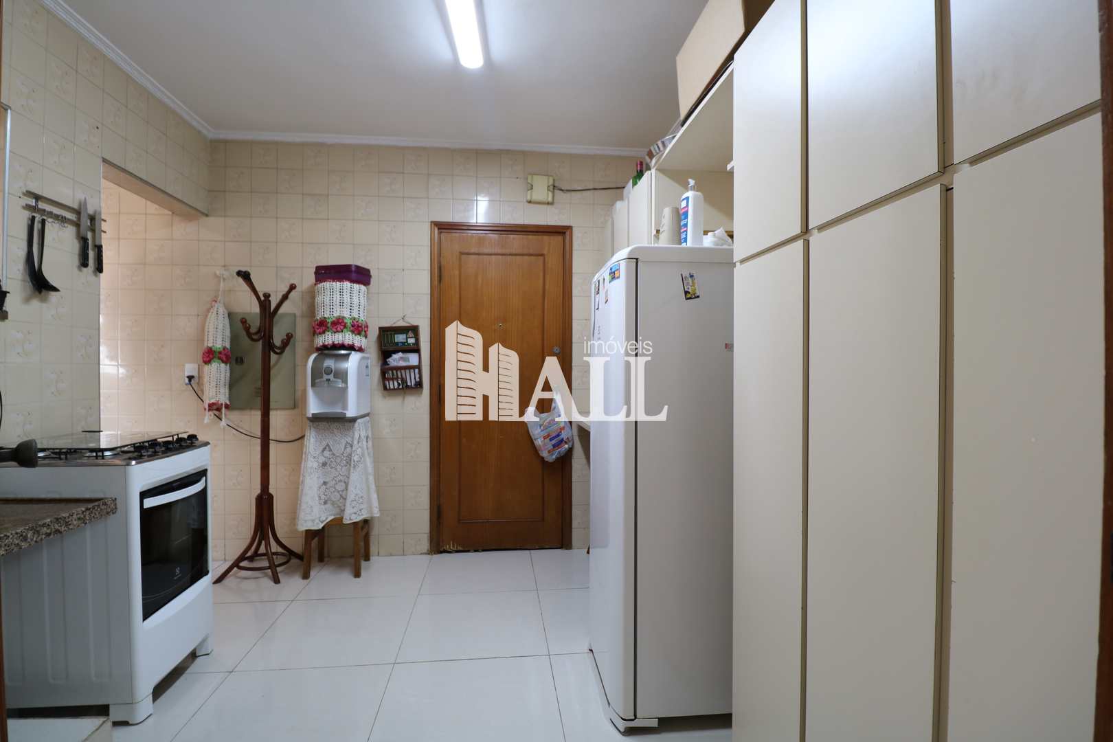 Apartamento à venda com 3 quartos, 128m² - Foto 3