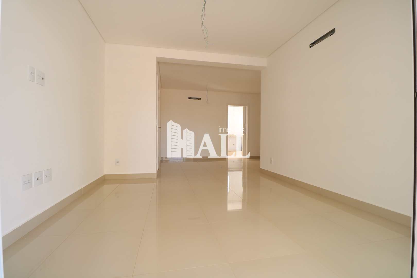 Apartamento à venda com 3 quartos, 132m² - Foto 3