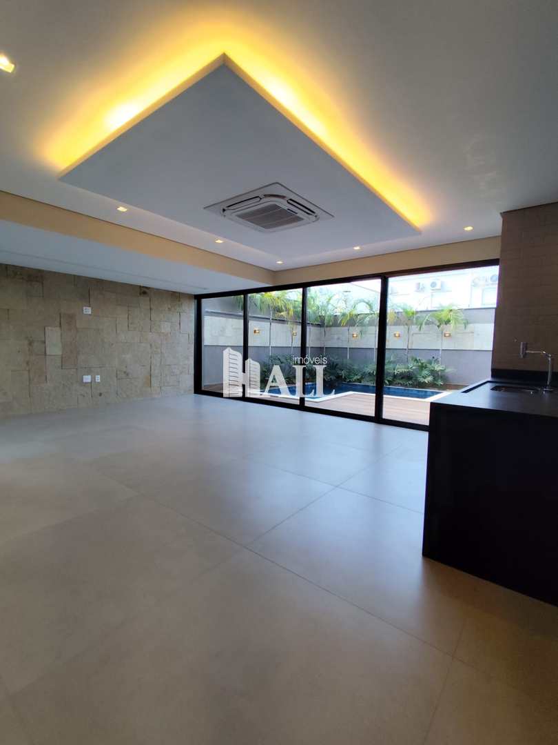 Casa de Condomínio à venda com 4 quartos, 280m² - Foto 4