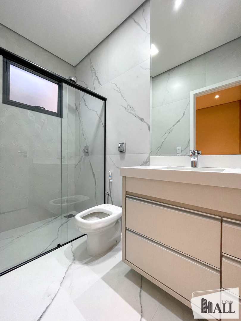 Casa de Condomínio à venda com 3 quartos, 237m² - Foto 11