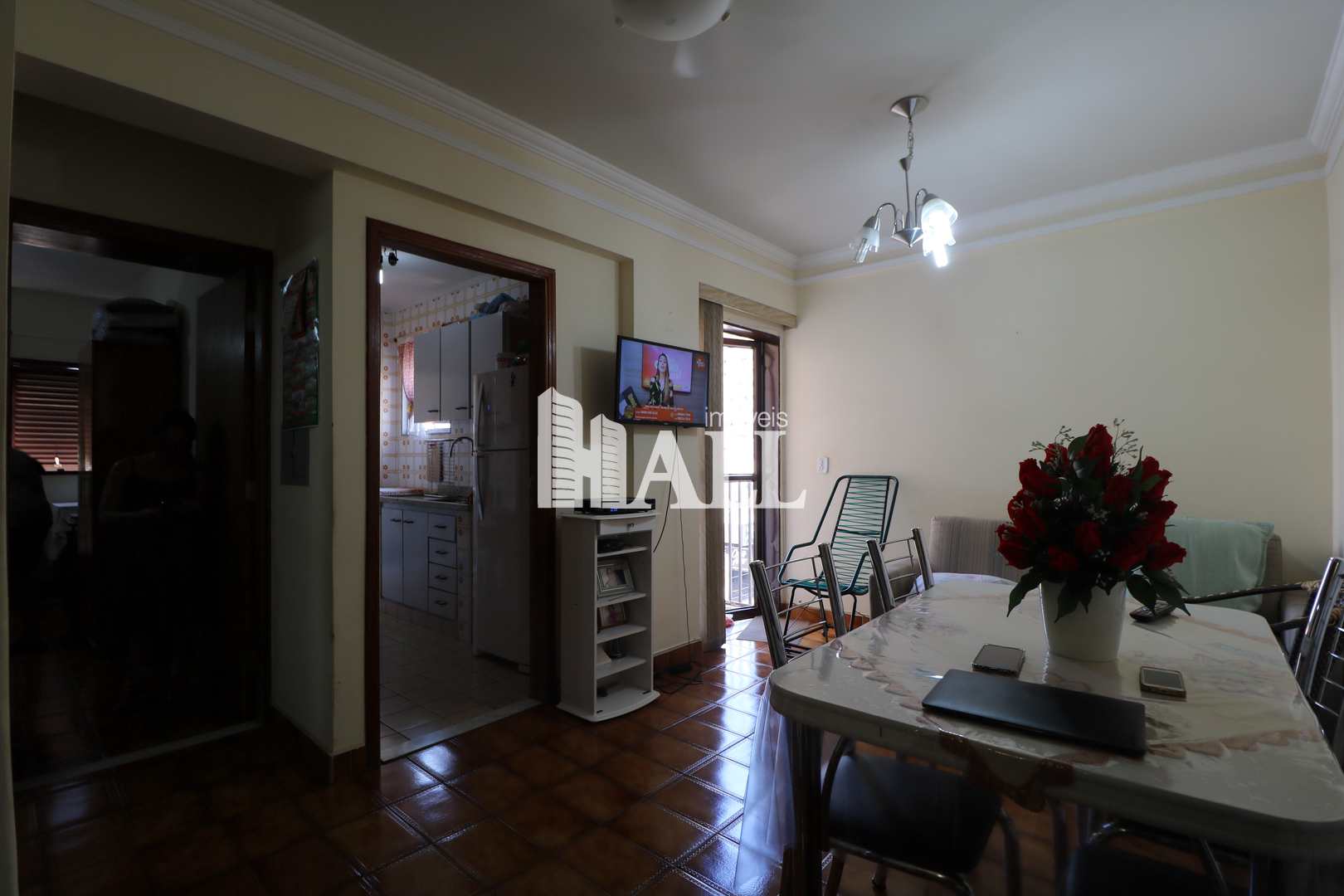 Apartamento à venda com 1 quarto, 70m² - Foto 2