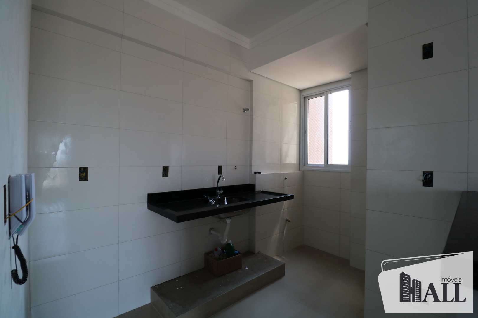 Apartamento à venda com 2 quartos, 70m² - Foto 3