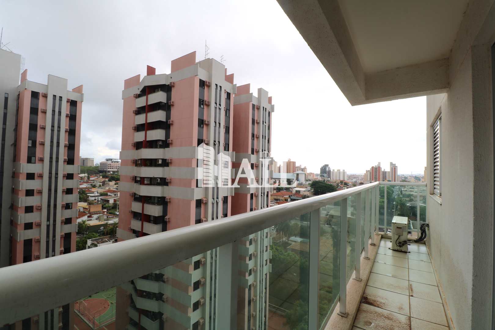 Apartamento à venda com 1 quarto, 50m² - Foto 11