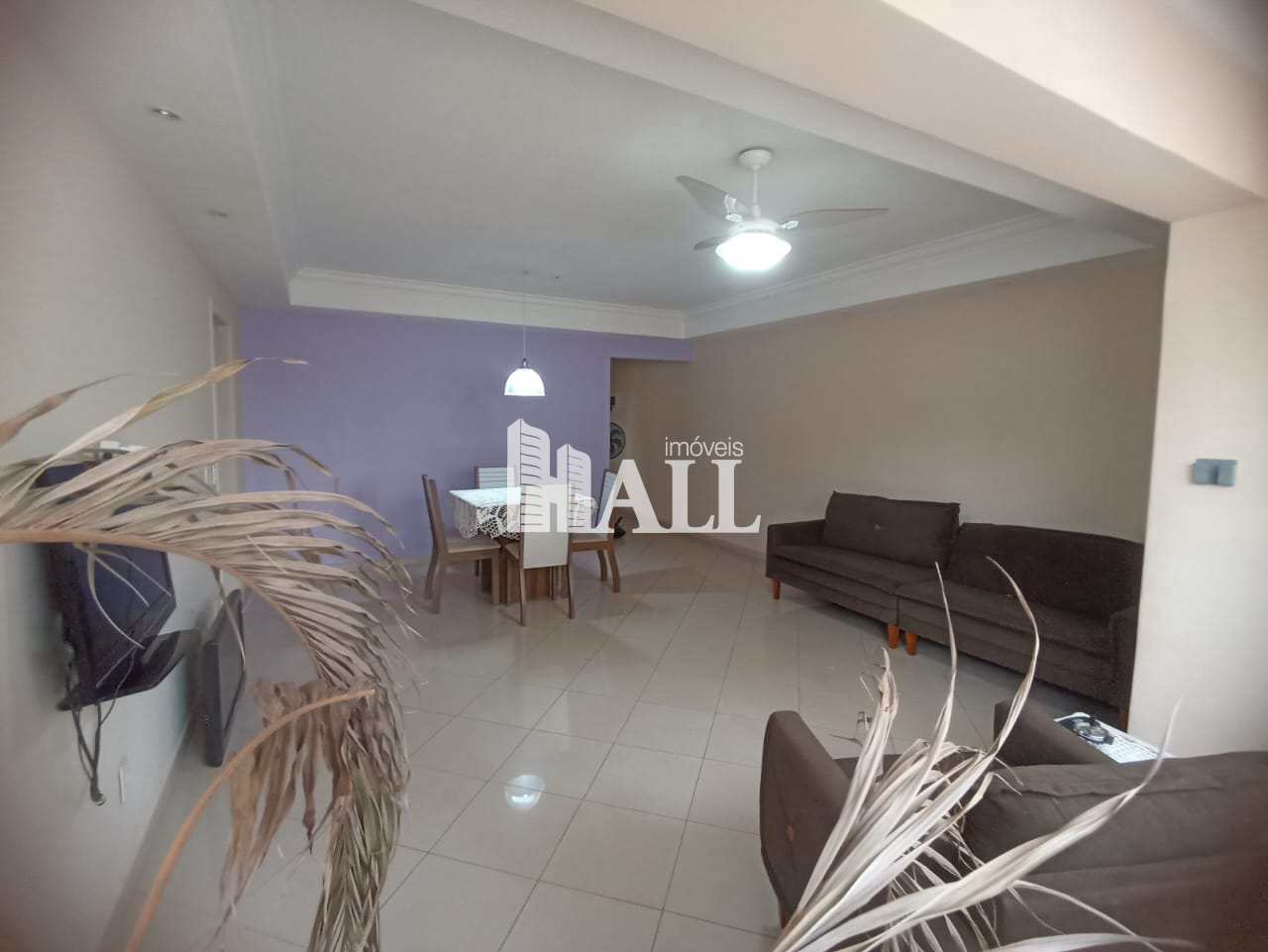 Apartamento com 3 quartos à venda, 120m² — foto 1 de 17