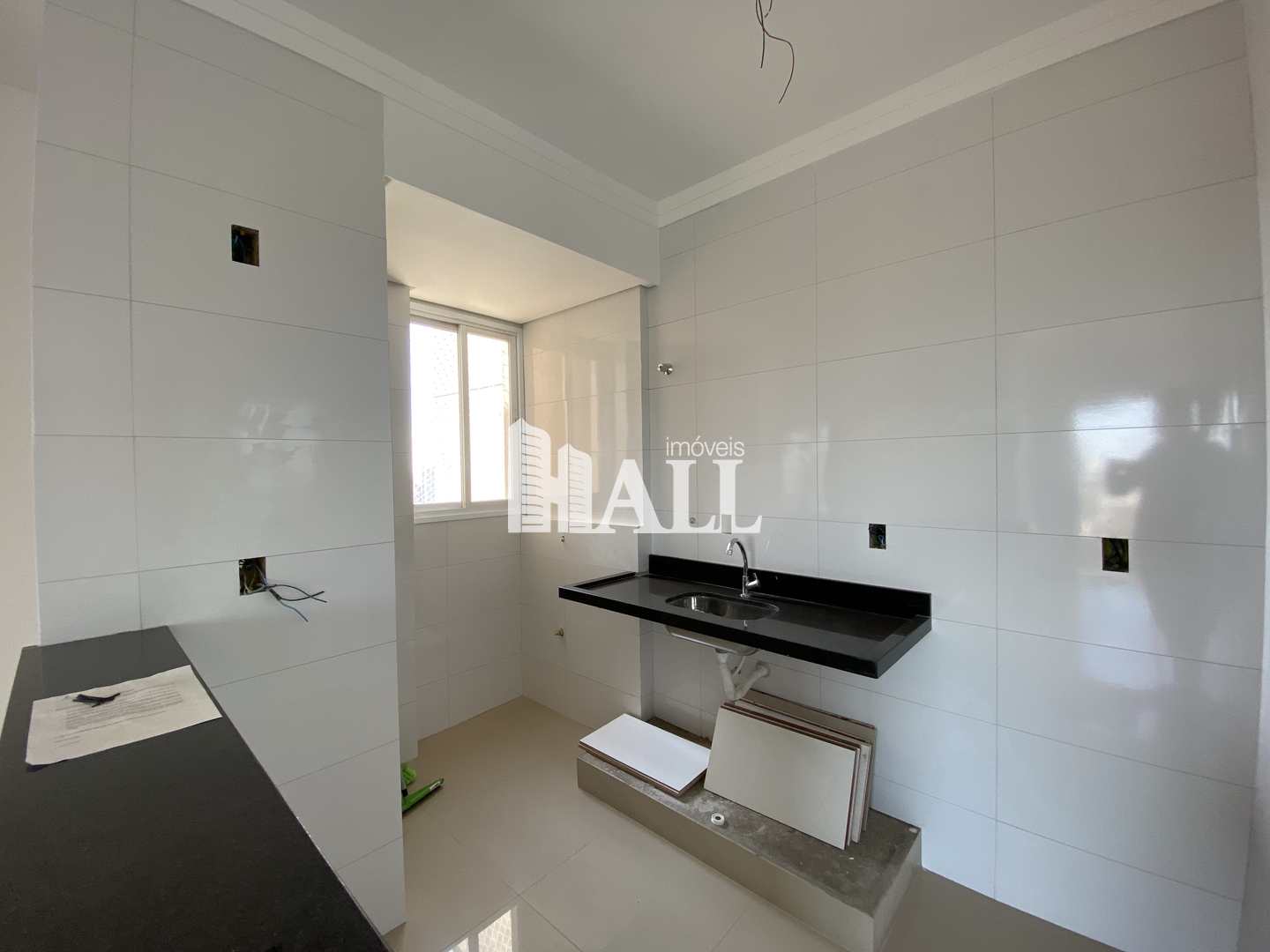 Apartamento à venda com 2 quartos, 70m² - Foto 3