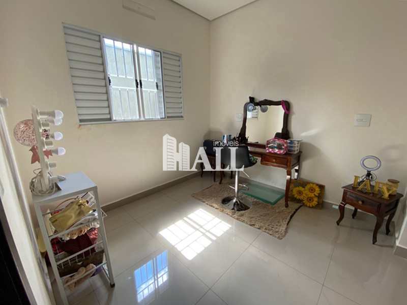 Casa à venda com 3 quartos, 150m² - Foto 3