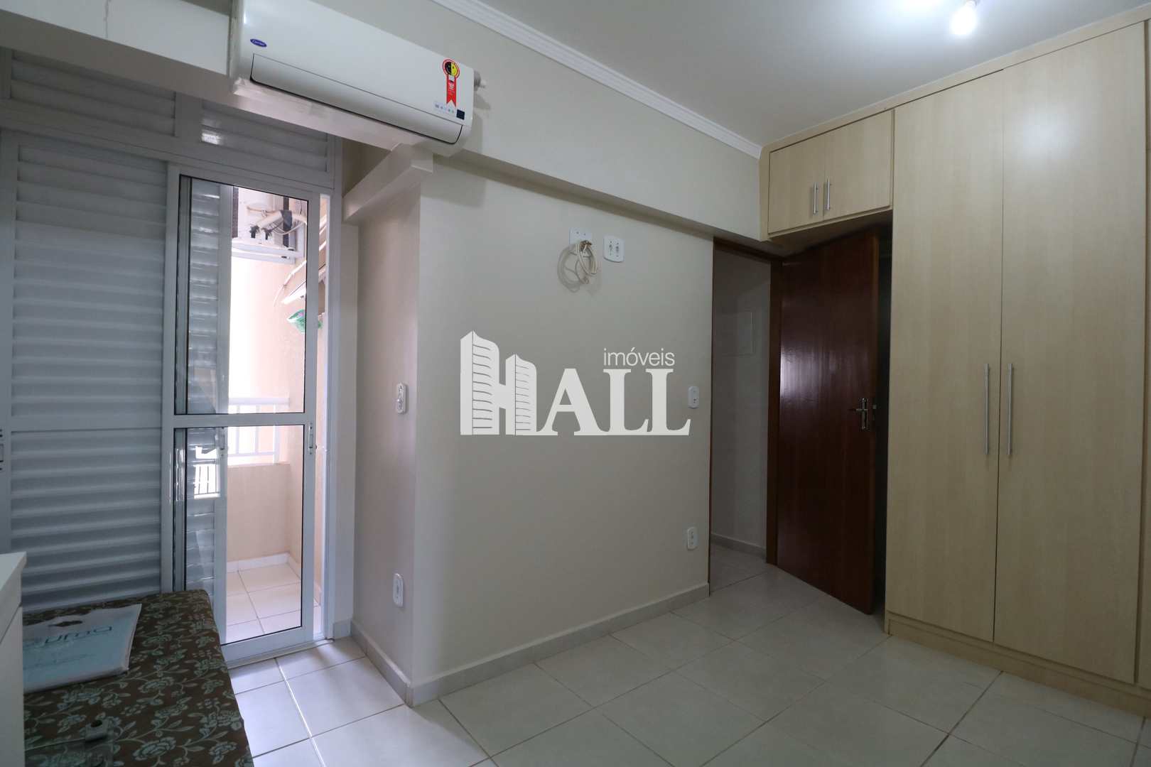 Apartamento à venda com 2 quartos, 70m² - Foto 6