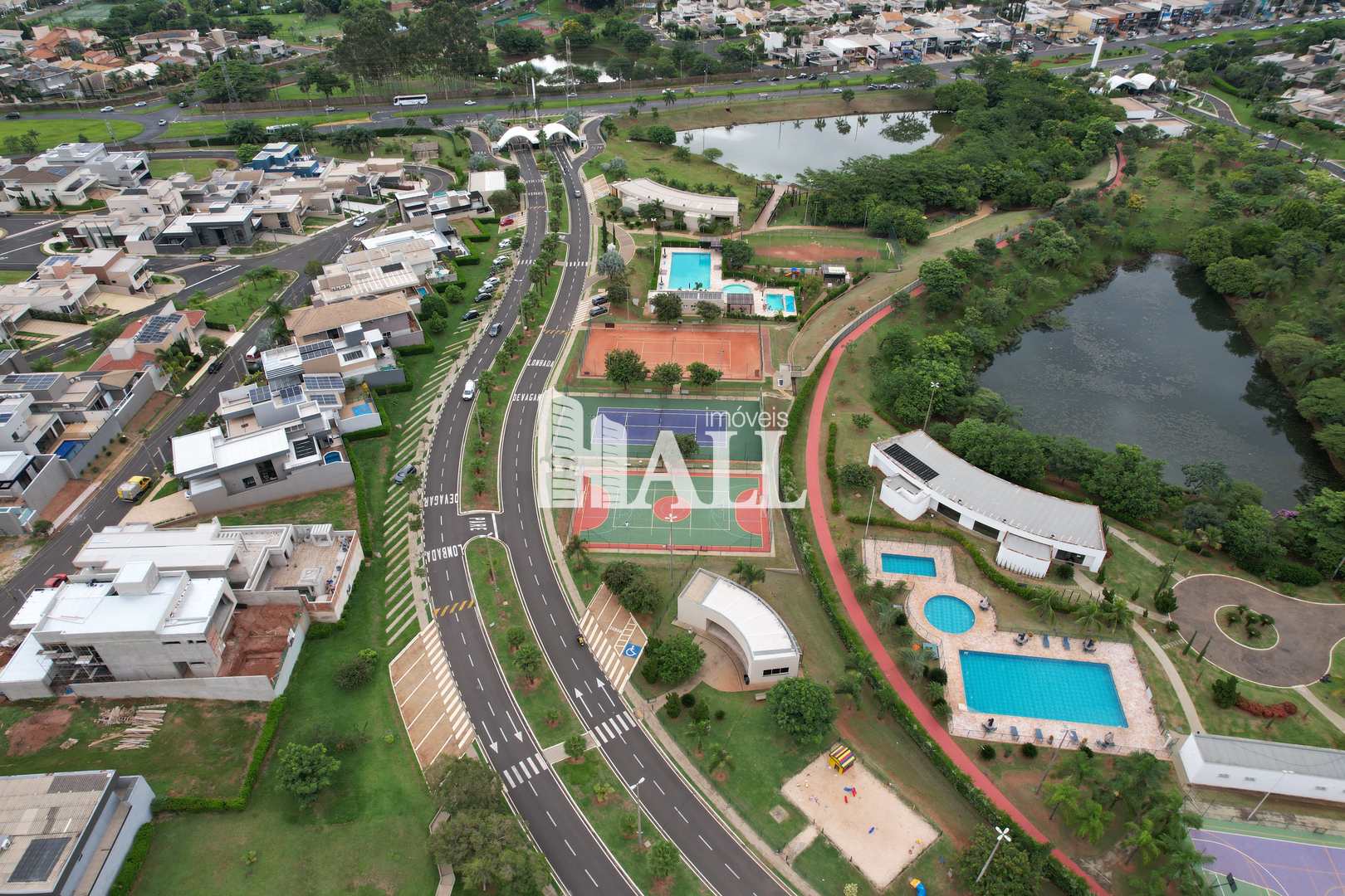 Casa de Condomínio à venda com 3 quartos, 260m² - Foto 29