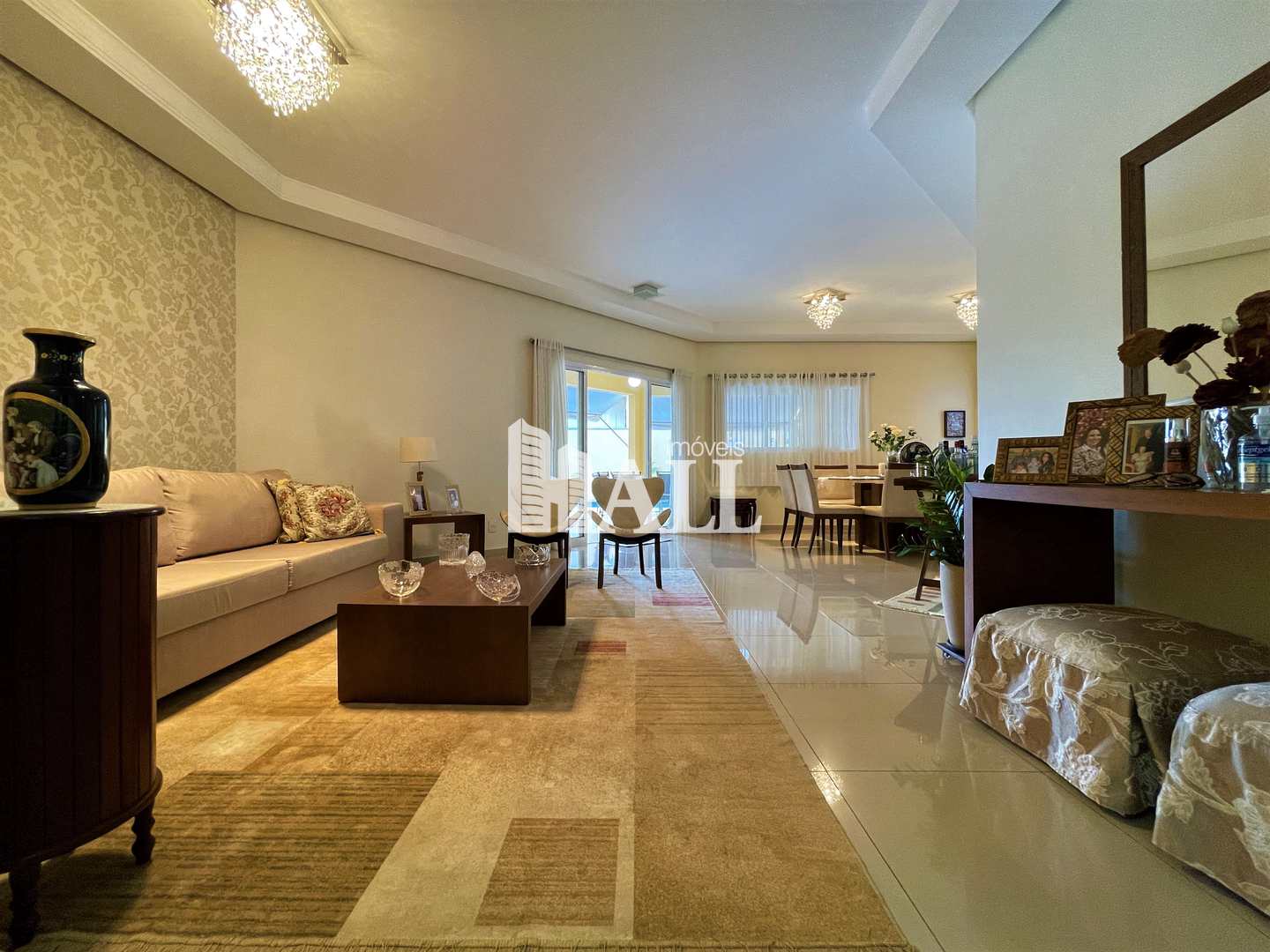 Casa de Condomínio à venda com 3 quartos, 353m² - Foto 1