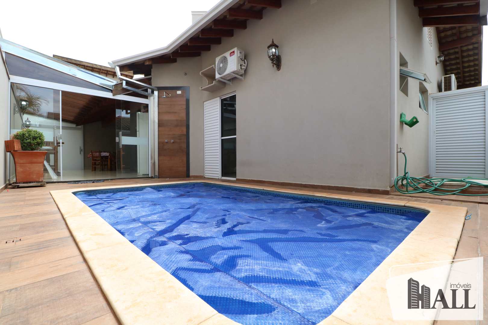 Casa de Condomínio à venda com 3 quartos, 250m² - Foto 24