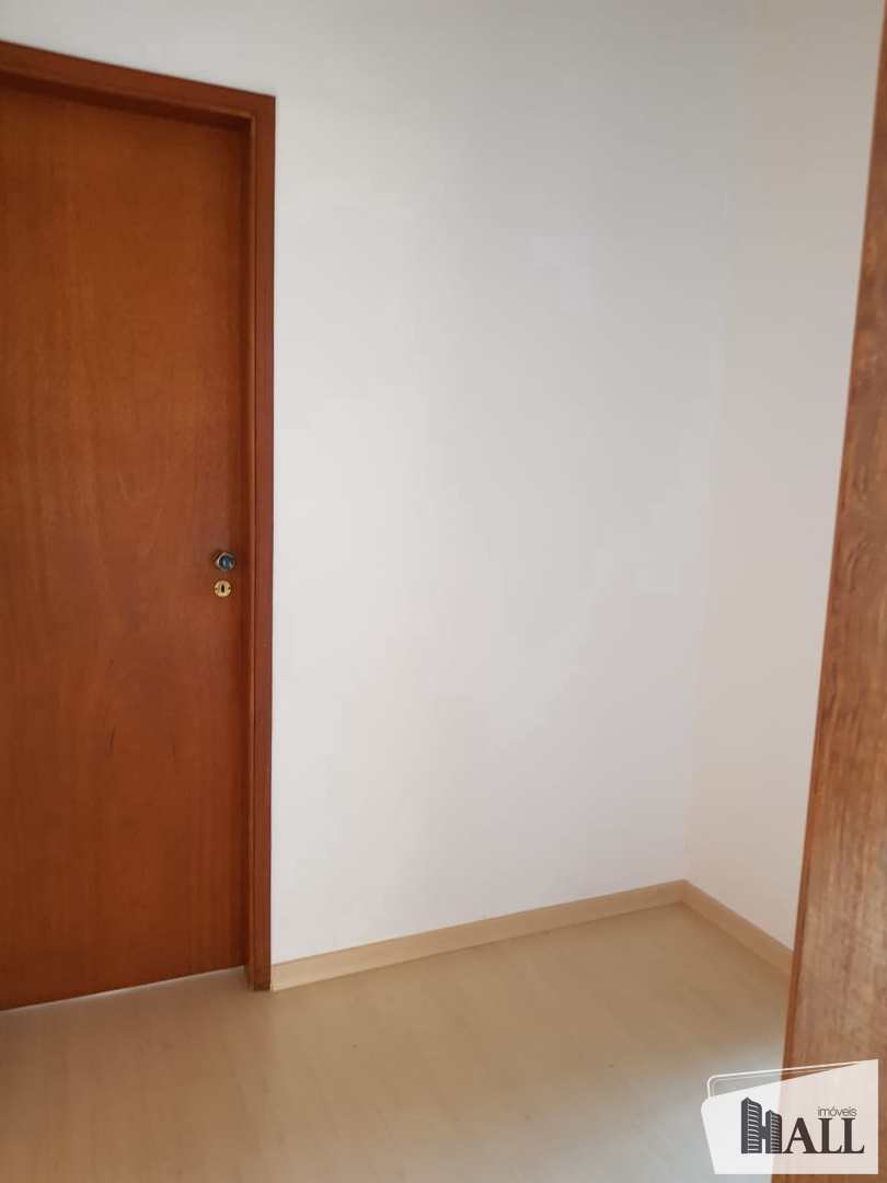 Apartamento à venda com 3 quartos, 144m² - Foto 12