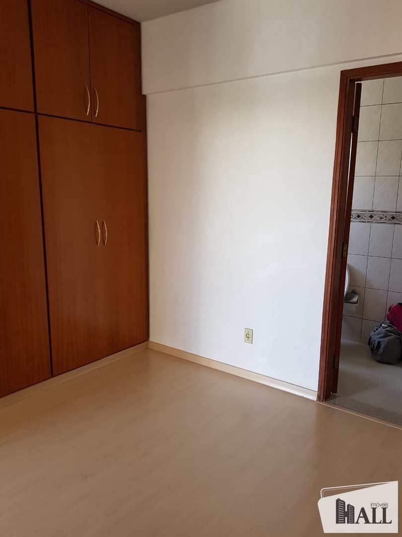 Apartamento à venda com 3 quartos, 144m² - Foto 9