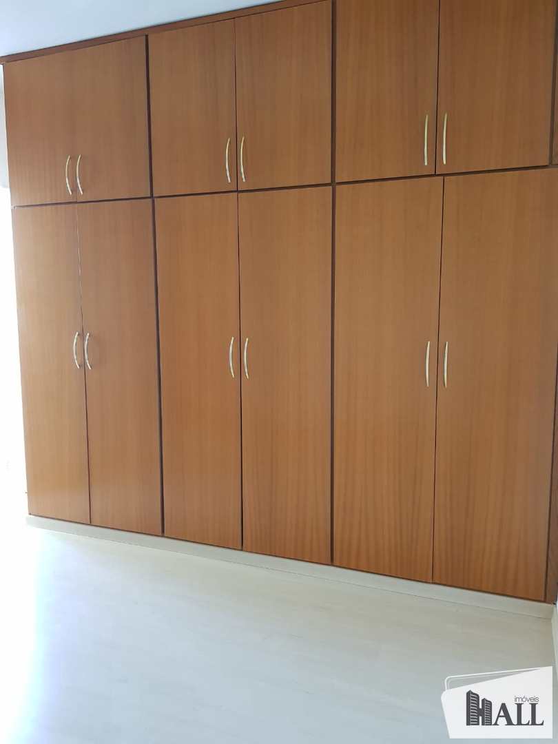 Apartamento à venda com 3 quartos, 144m² - Foto 3