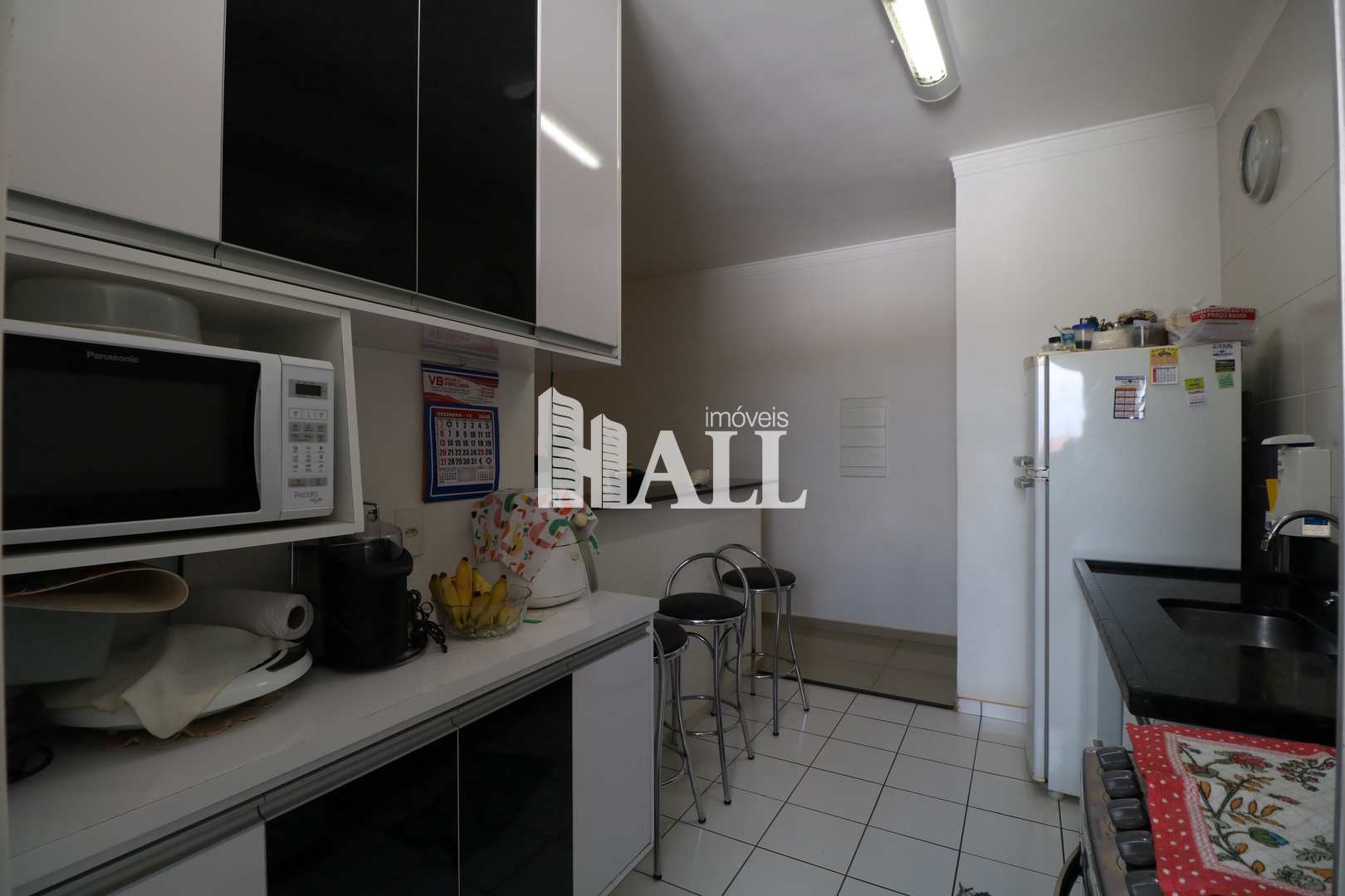 Apartamento à venda com 3 quartos, 90m² - Foto 4