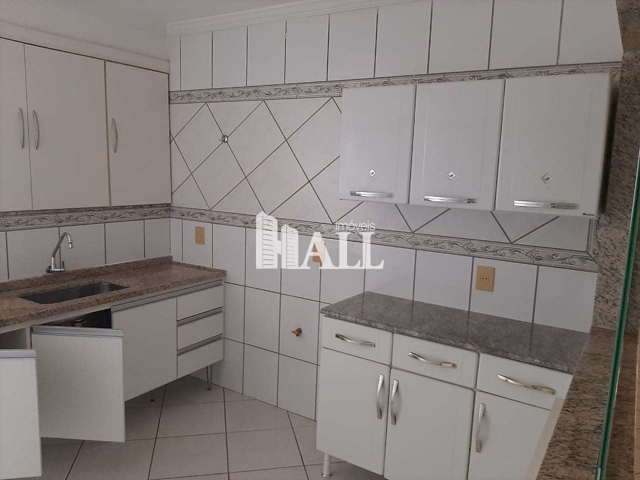 Apartamento à venda com 2 quartos, 70m² - Foto 11