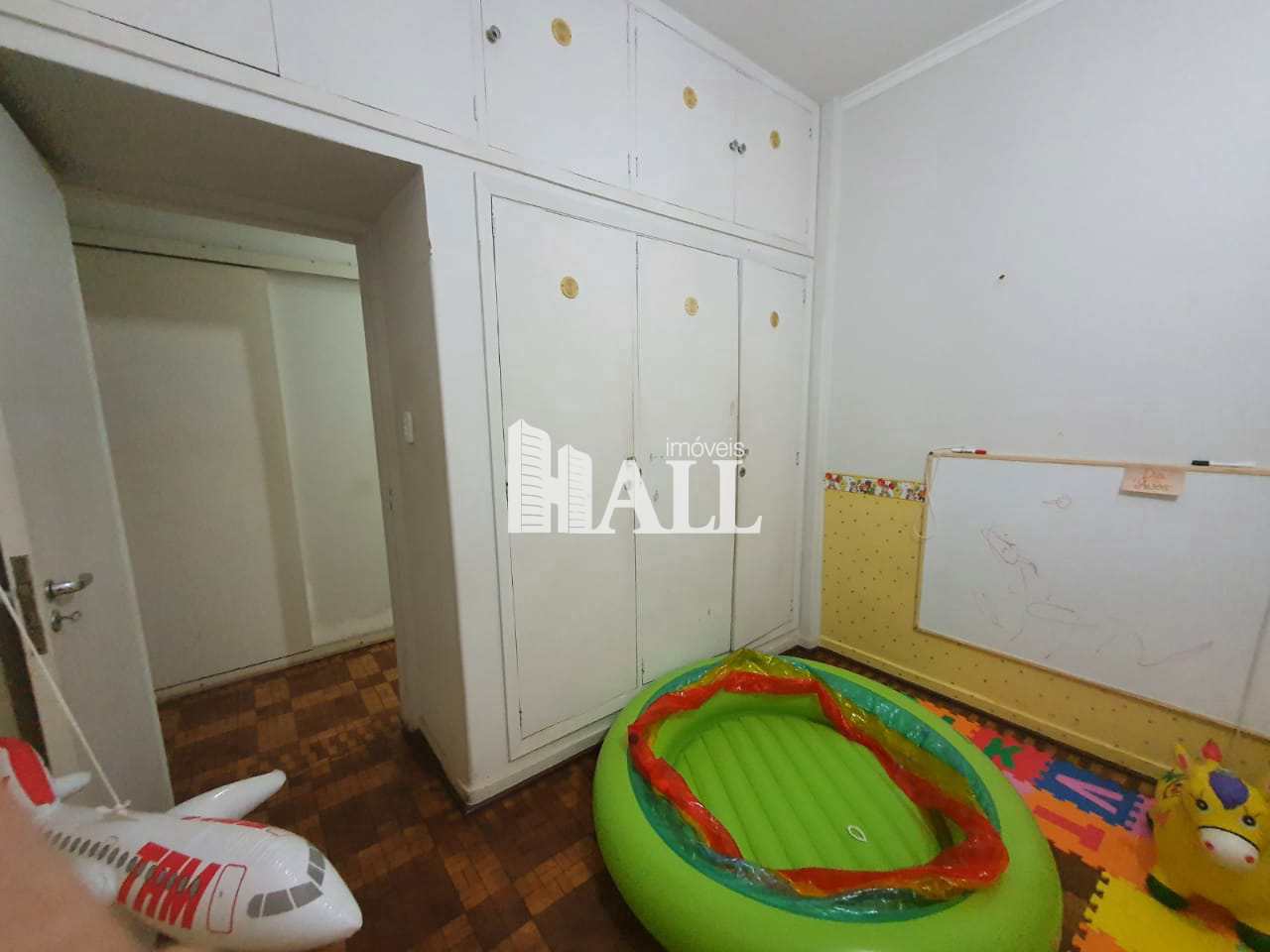 Apartamento à venda com 3 quartos, 150m² - Foto 7