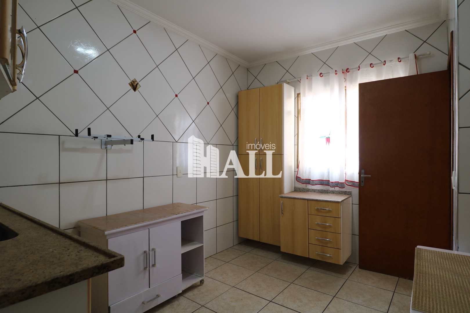 Apartamento à venda com 3 quartos, 90m² - Foto 3