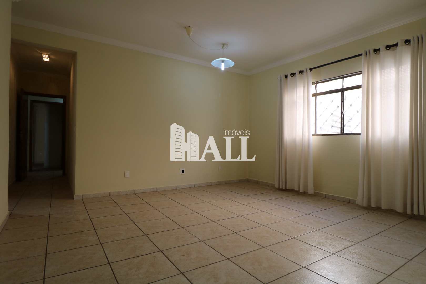 Apartamento à venda com 3 quartos, 90m² - Foto 1