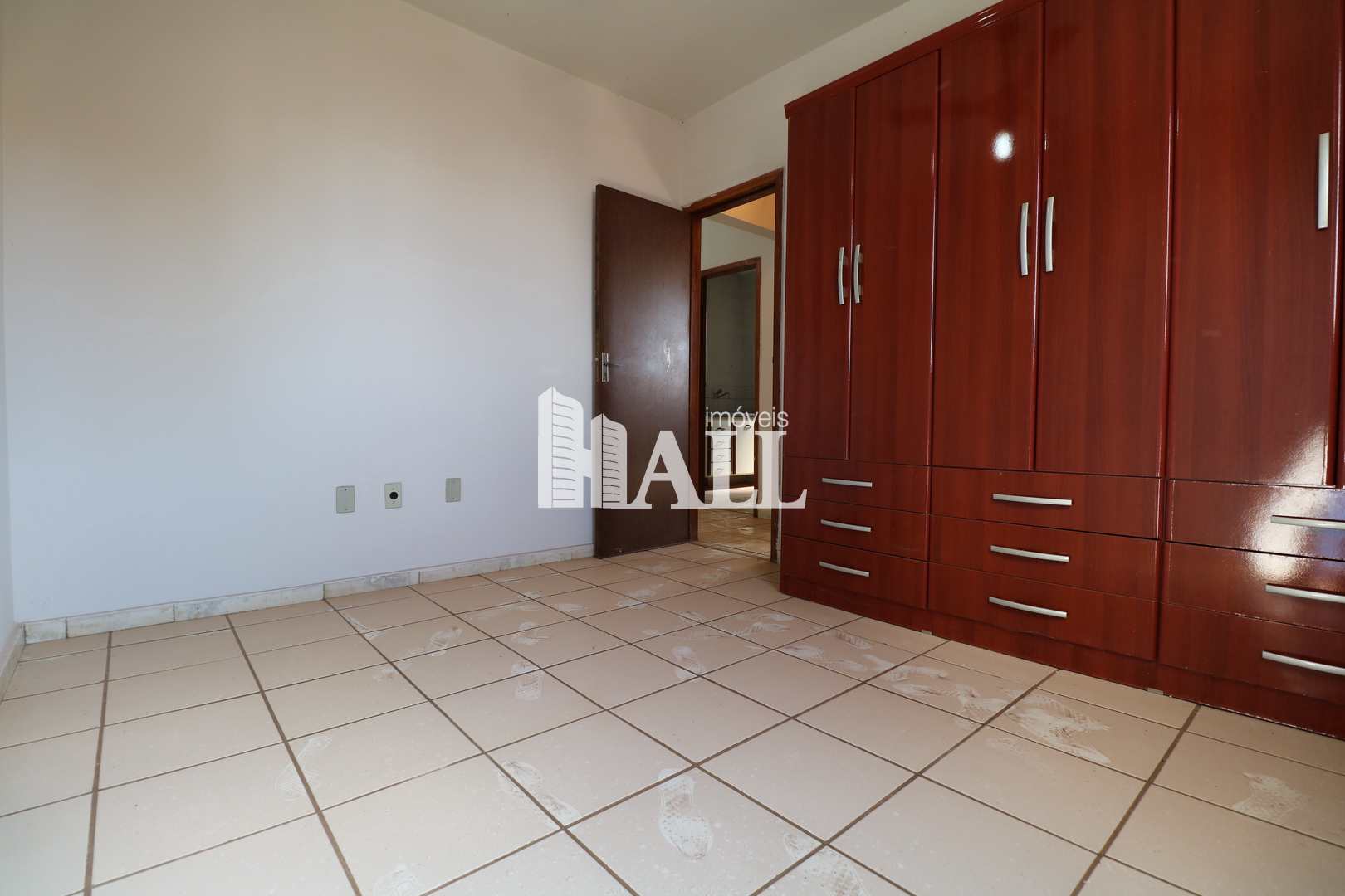 Apartamento à venda com 2 quartos, 70m² - Foto 5