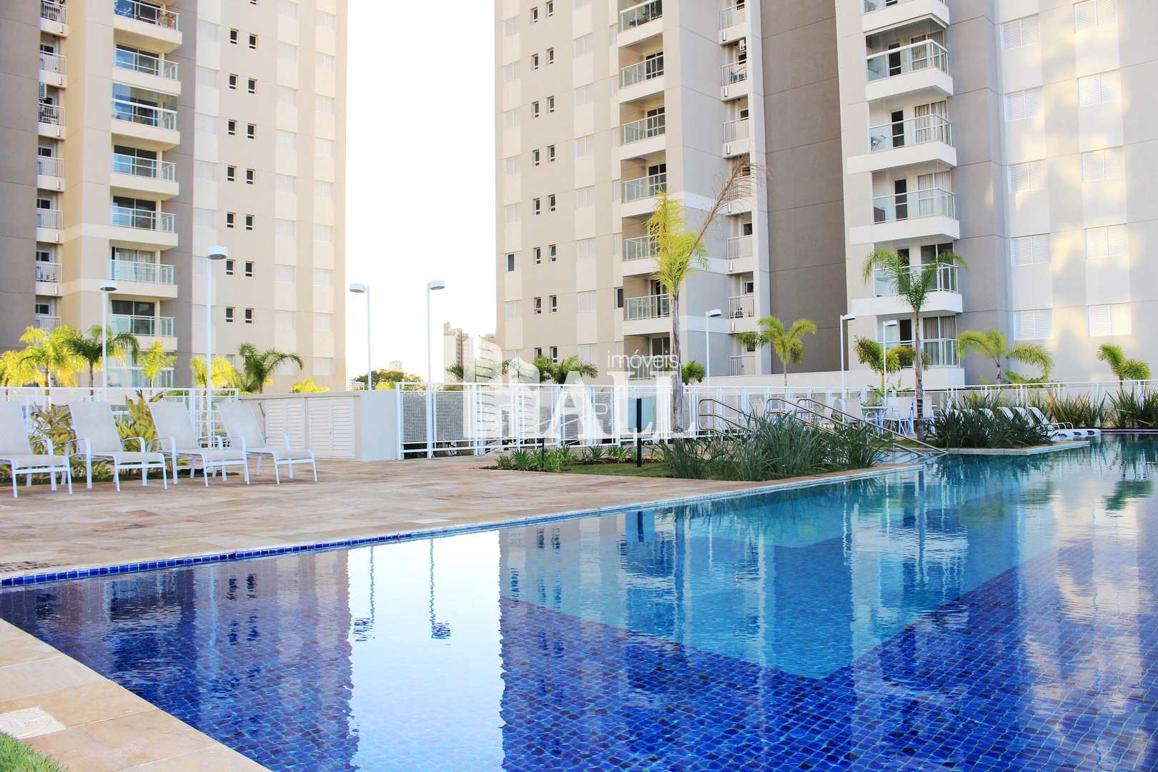 Apartamento à venda com 2 quartos, 105m² - Foto 42