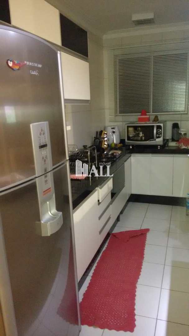 Apartamento à venda com 2 quartos, 100m² - Foto 13