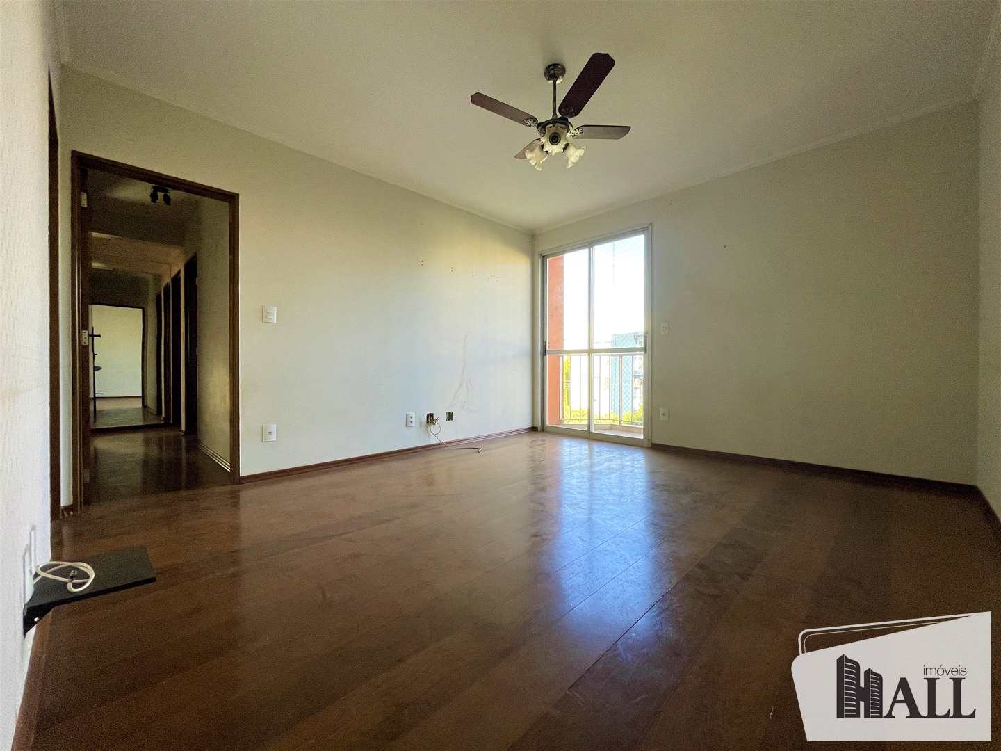 Apartamento à venda com 3 quartos, 80m² - Foto 1