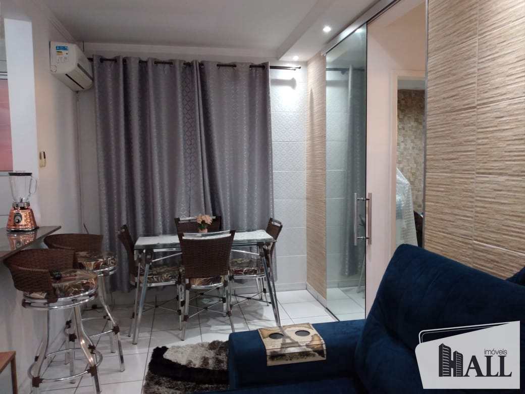 Apartamento à venda com 2 quartos, 43m² - Foto 9