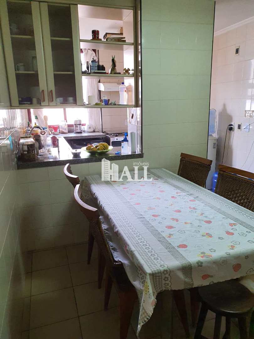 Apartamento à venda com 3 quartos, 140m² - Foto 11