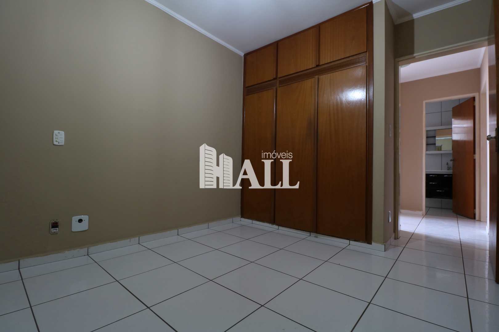 Apartamento à venda com 3 quartos, 75m² - Foto 10