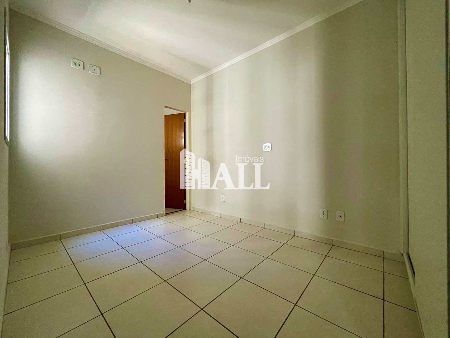 Apartamento à venda com 2 quartos, 76m² - Foto 4