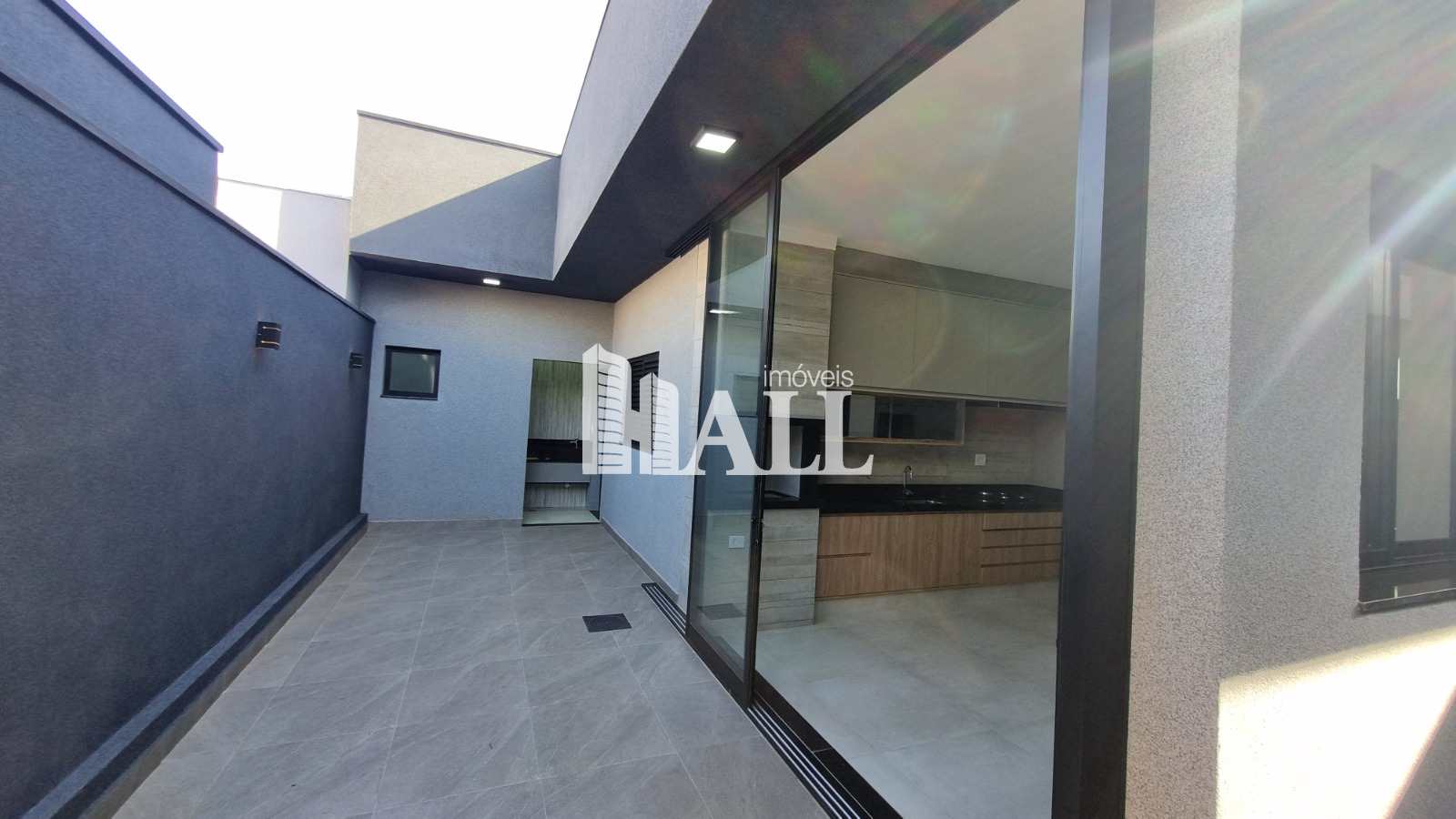 Casa de Condomínio à venda com 3 quartos, 135m² - Foto 2
