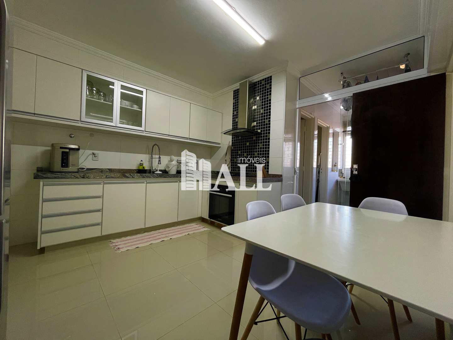 Apartamento à venda com 3 quartos, 130m² - Foto 11