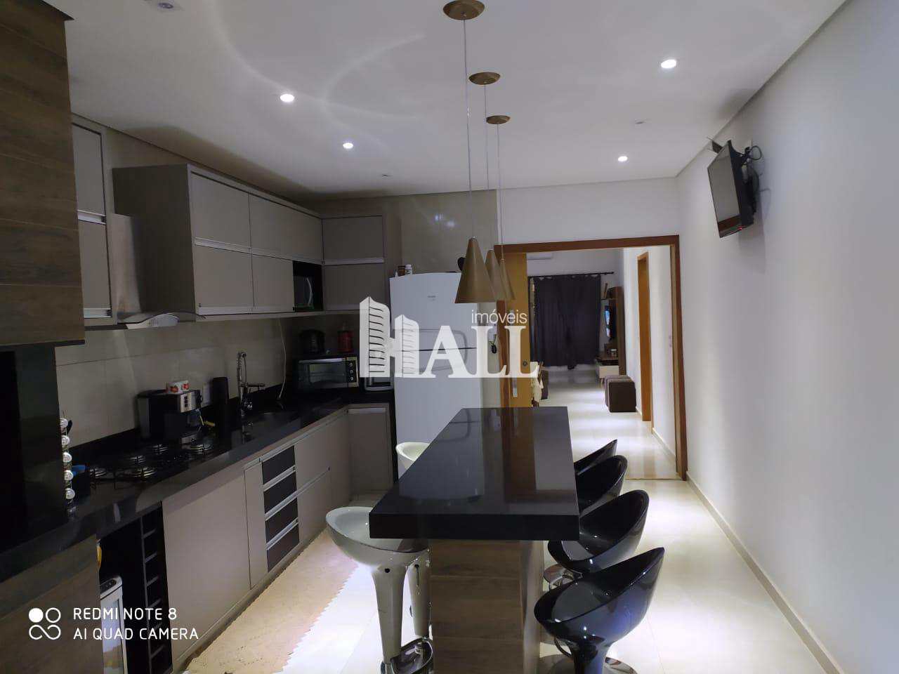 Casa à venda com 3 quartos, 150m² - Foto 4