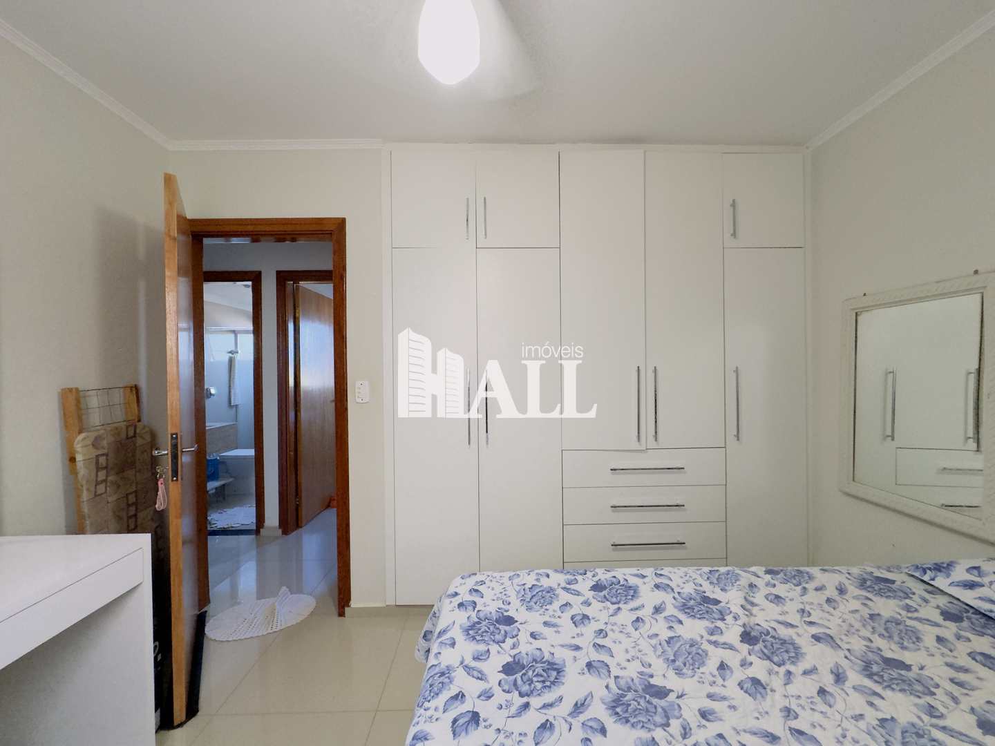 Apartamento à venda com 2 quartos, 65m² - Foto 5