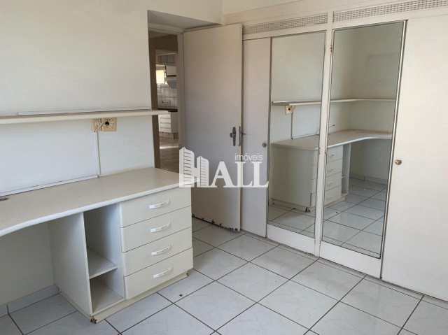 Apartamento à venda com 3 quartos, 105m² - Foto 9