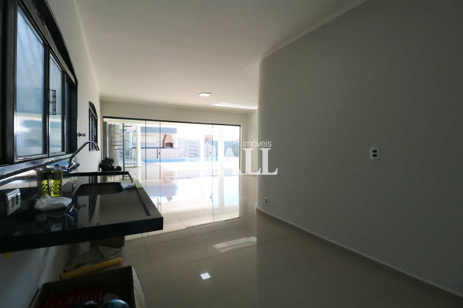 Casa à venda com 5 quartos, 380m² - Foto 11