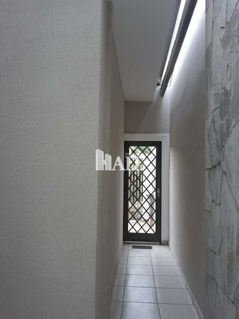 Casa à venda com 3 quartos, 256m² - Foto 13