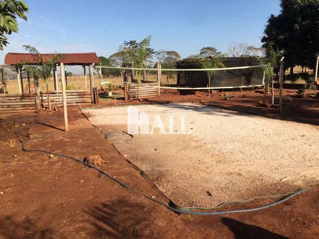 Fazenda à venda com 3 quartos, 150m² - Foto 3