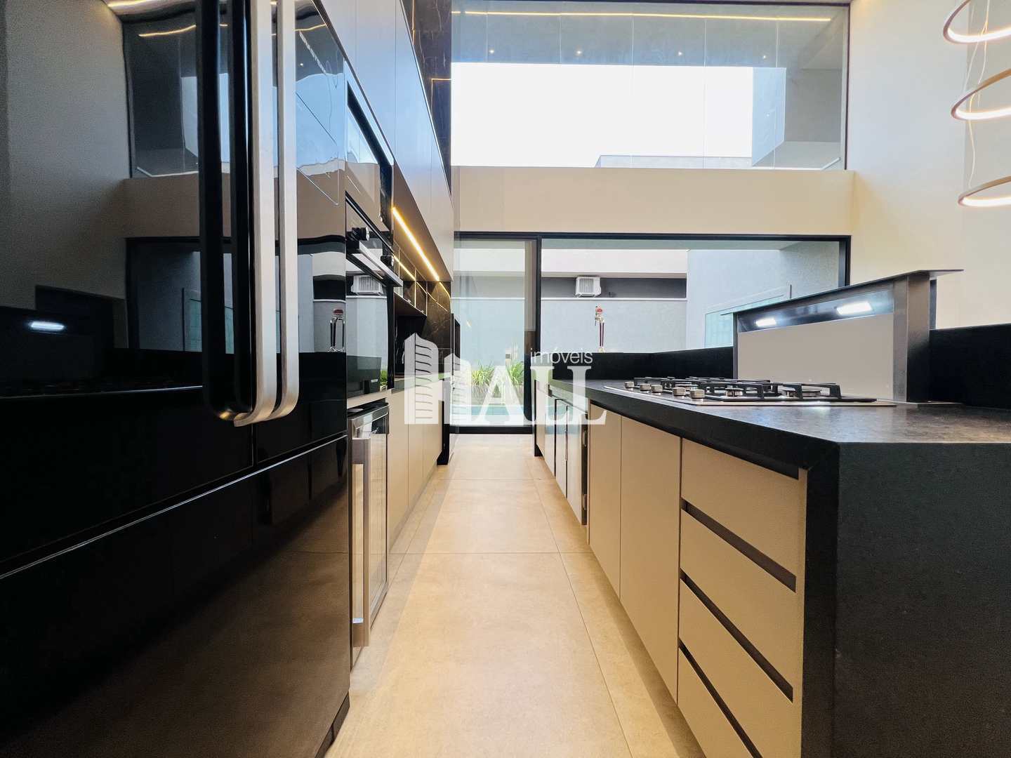 Casa de Condomínio à venda com 4 quartos, 273m² - Foto 23