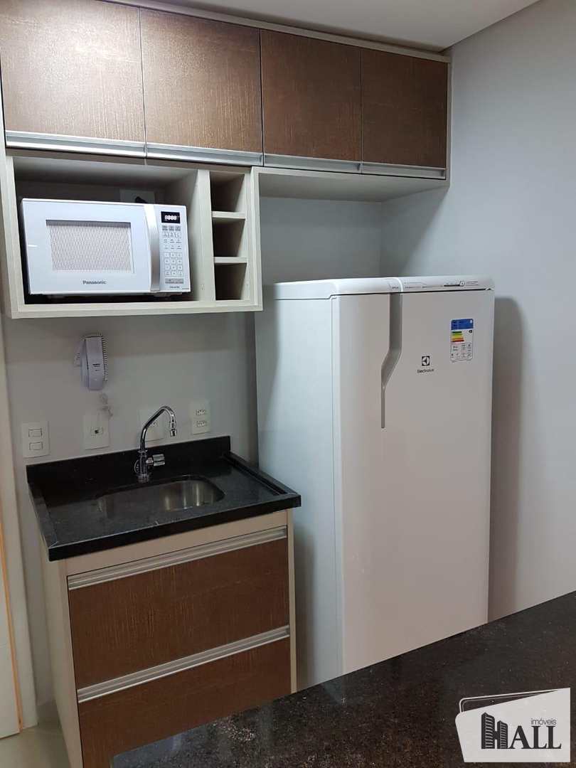 Apartamento à venda com 1 quarto, 50m² - Foto 3